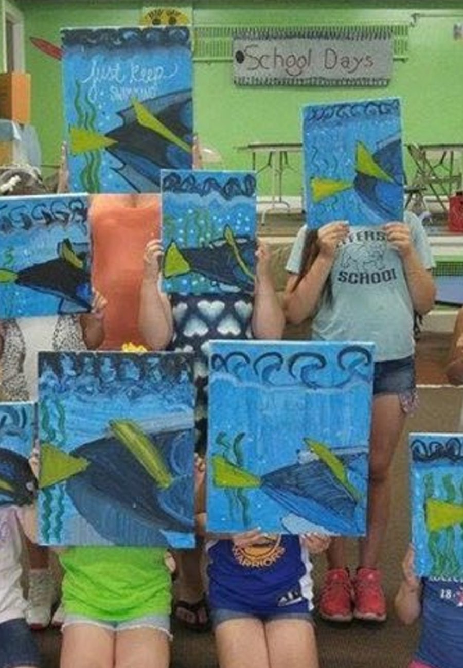 friends painting together