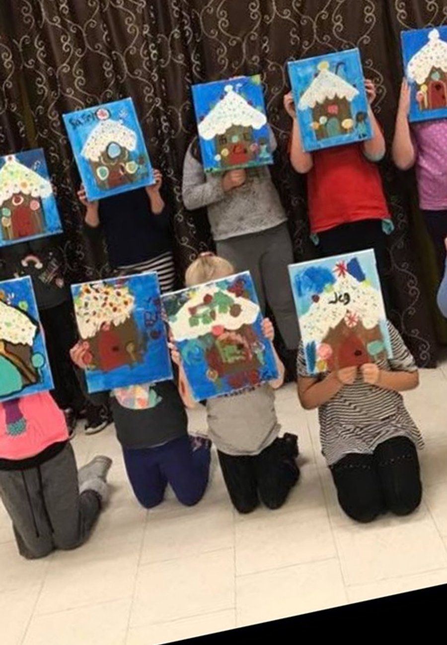 friends painting together